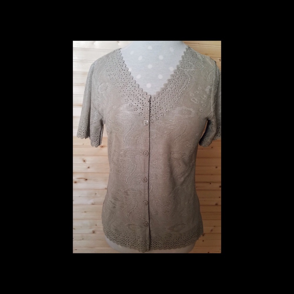 Pale Green Short Sleeve Top